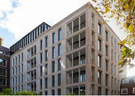 Barts Square